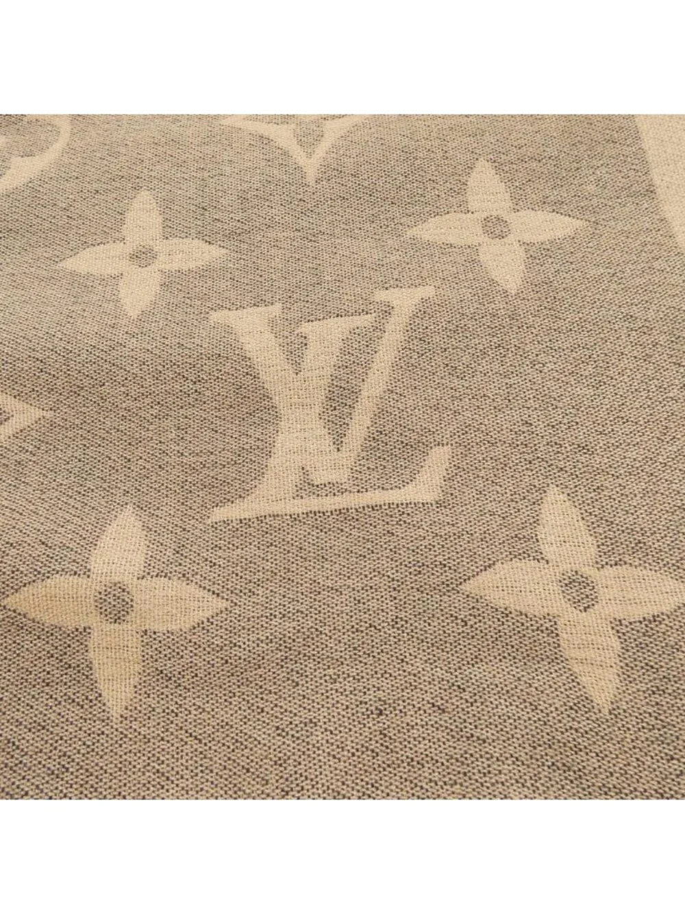 Louis Vuitton Monogram Giant Shawl Scarf